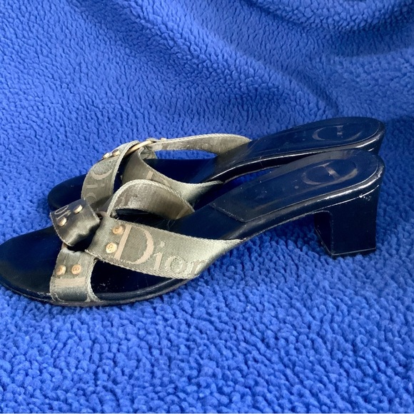 Preloved Vintage Christian Dior Army Green Sandals - Picture 10 of 11